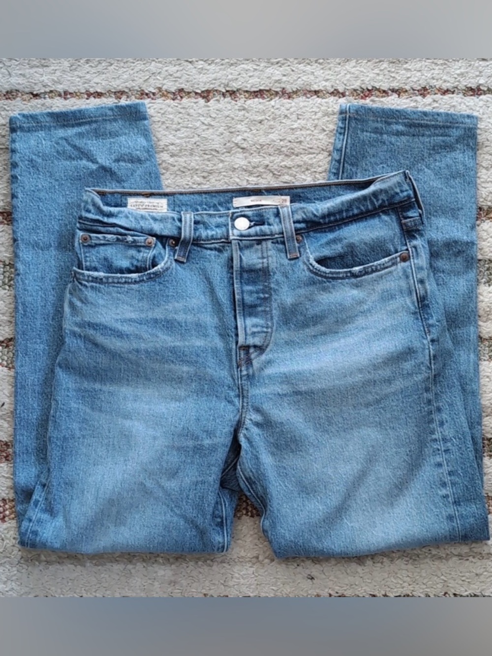 Levi's Wedgie, Size 28